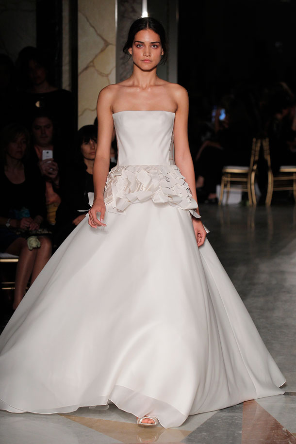ilovebrides.pt_Angel Sanchez 2018 Barcelona Bridal Fashion Week 2017